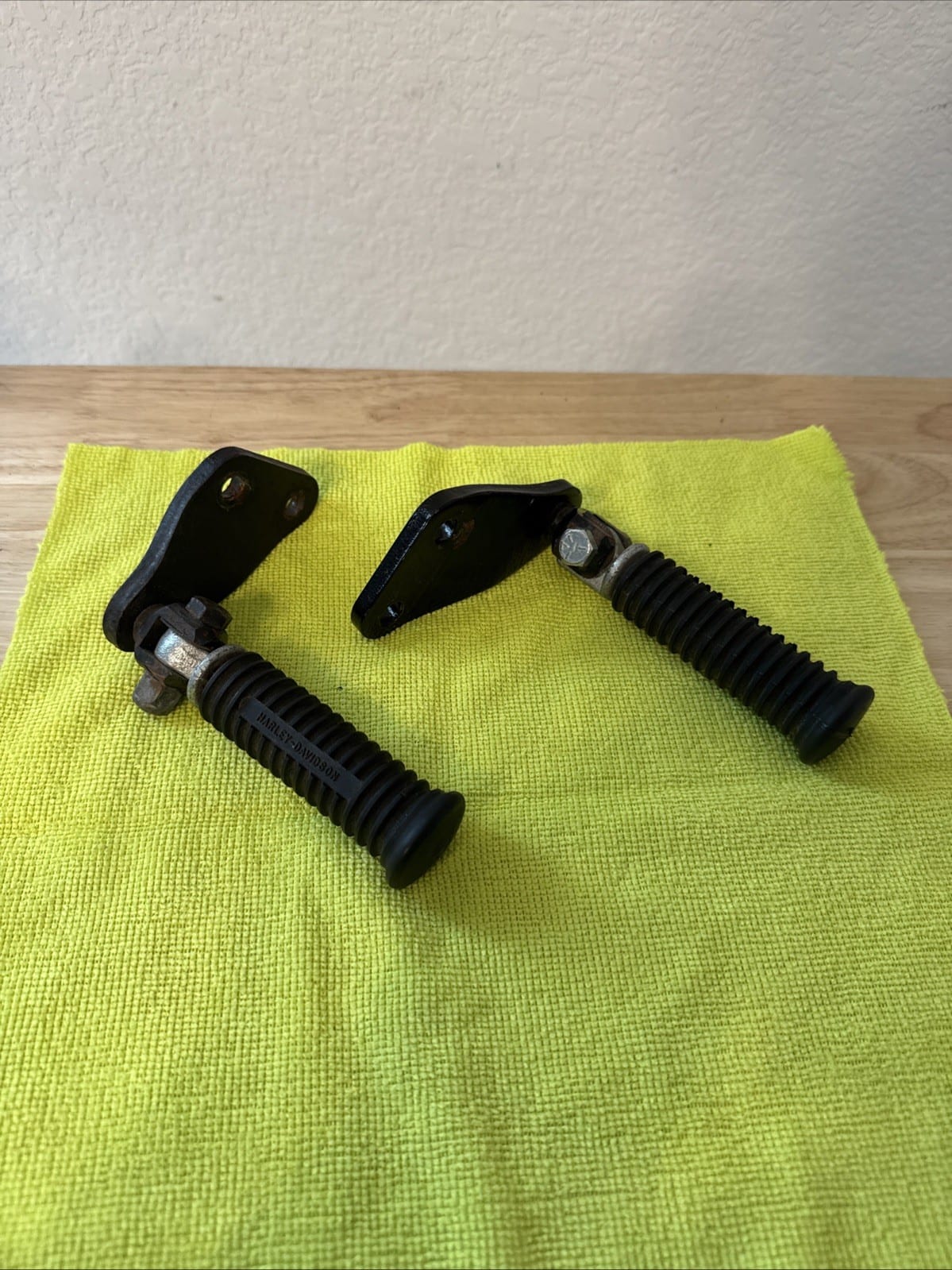 Harley-Davidson Fx Shovelhead Passenger pegs OEM Pillion
