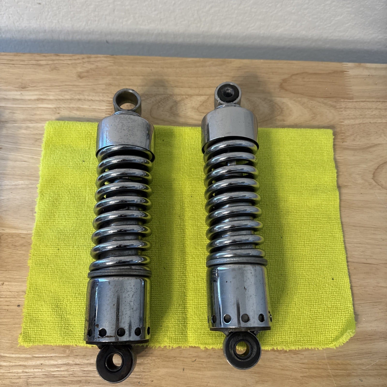 Harley Shovelhead Rear Shocks 12"