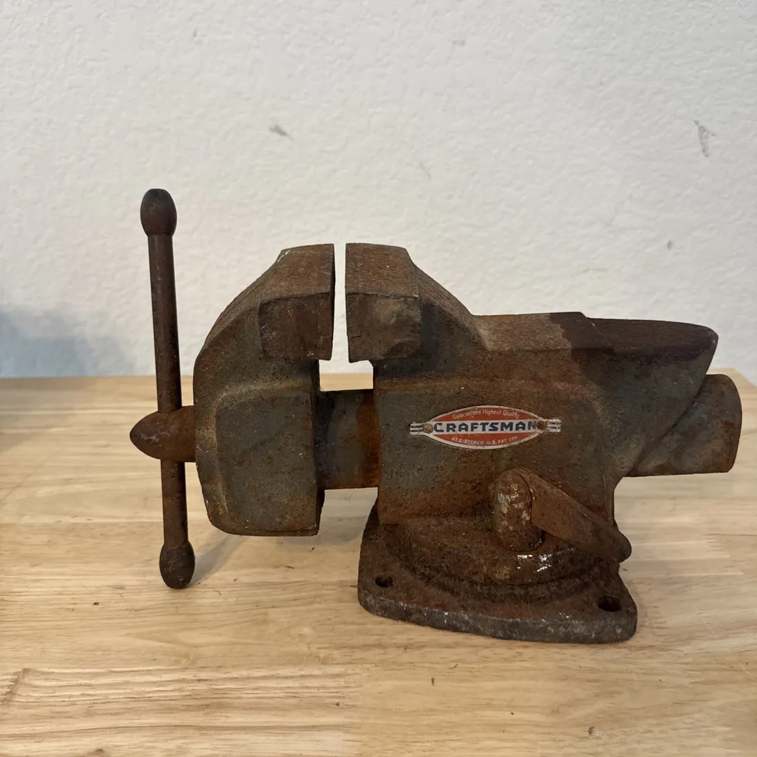 Vintage 1950's Craftsman Model 5169 swivel vise 4" jaw collectible tool 32 pound